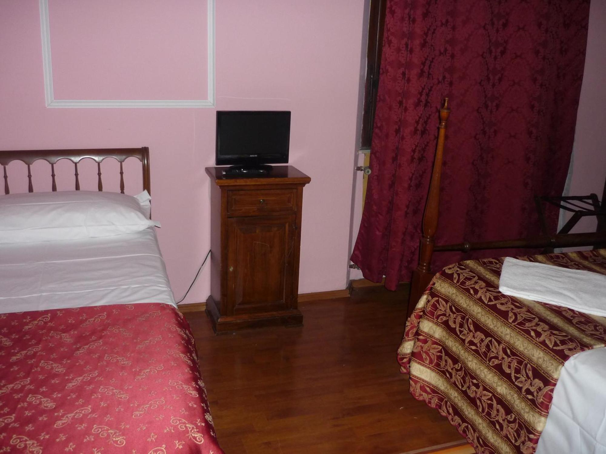 Hotel Europa Perugia Ngoại thất bức ảnh