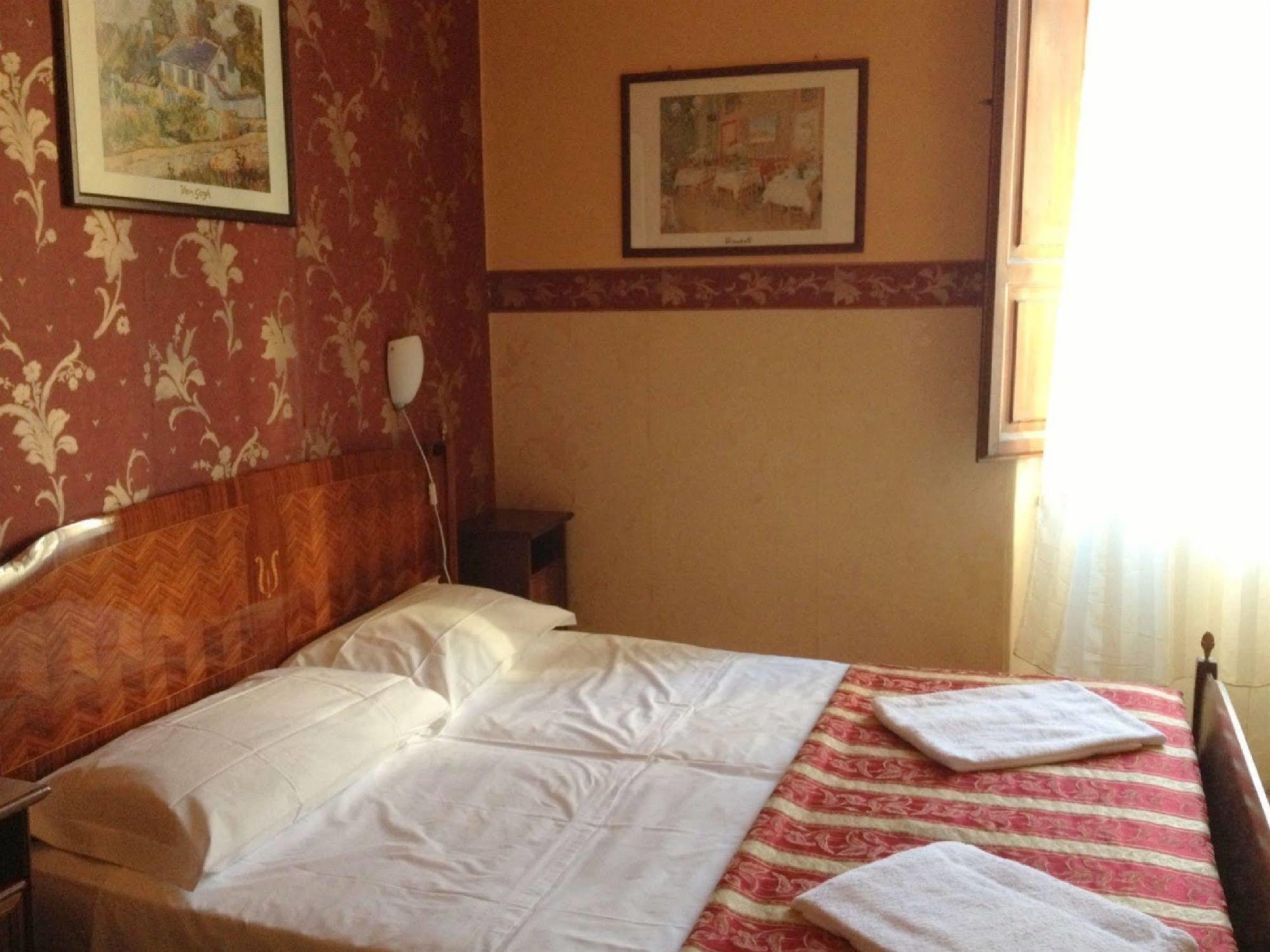 Hotel Europa Perugia Ngoại thất bức ảnh
